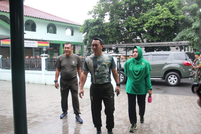 
					Dandim 0506/Tgr Ingatkan Kesehatan Keluarga, Saat Kunker di Koramil 01/Tgr