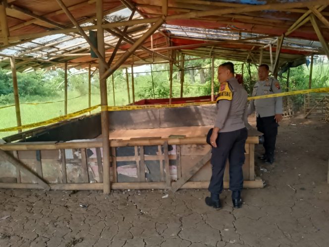
					Respon Cepat Polisi, Arena Sabung Ayam di Desa Pangadegan Pasar Kemis Dibongkar Bersama Warga*