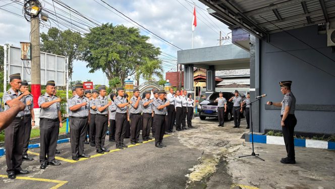 
					Berikan Arahan Tegas, Kalapas Jember Bangkitkan Semangat Jajaran