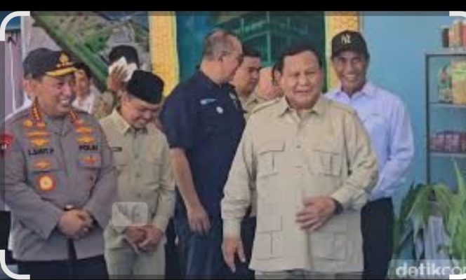 
					Kapolri Dampingi Presiden pada Panen Raya Jagung Kuartal II, siap wujudkan kedaulatan pangan Nasional*