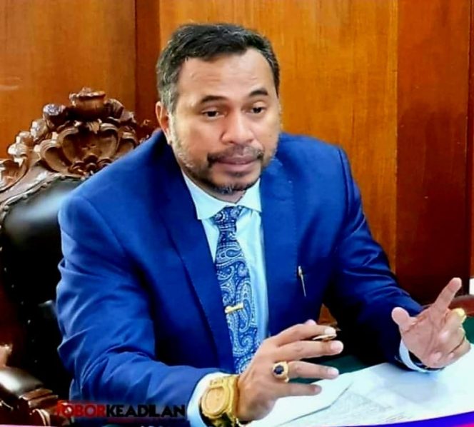 
					Pengacara Kondang” Erles Rareral, SH., MH.,Mengutuk Keras Terkait Dugaan Serangan Terhadap Jurnalis dan LSM