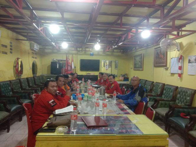 
					Rapat Konsolidasi Hankam Pemuda Batak Bersatu ( PBB) Provinsi Banten dalam Rangka Persiapan Munas PBB di Bogor.