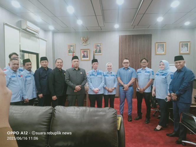 
					HMNI Kabupaten Tangerang Audiensi dengan DPRD, Sekaligus Kritik Pedas terhadap Pelaksanaan Pokir Tangerang*