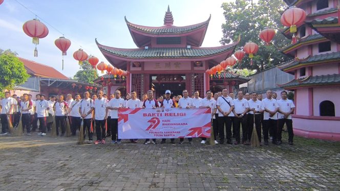 
					Bakti Religi Polresta Tangerang, Wujud Kepedulian Sambut Hari Bhayangkara ke-79*