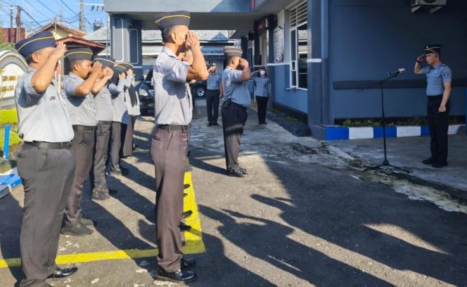 
					Kalapas Jember Bangun Semangat dan Dedikasi Melalui Amanat Penuh Inspirasi