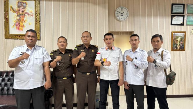 
					Sambangi Kejari, Kalapas Jember Perkuat Sinergi Antar Lembaga