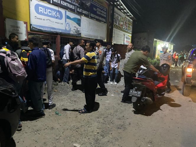 
					Polsek Cikande mengamankan sebanyak 28 Pelajar,Mengantisipasi Terjadinya Aksi Kenakalan Remaja