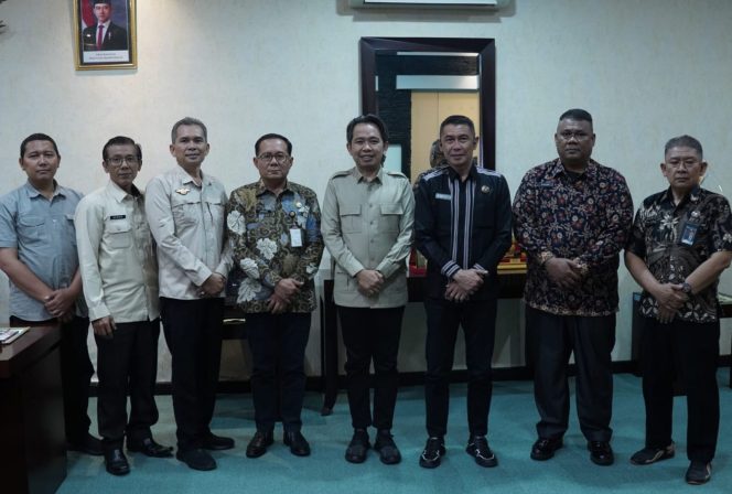 
					Perkuat Sinergi dan Kolaborasi, Kalapas Temui Bupati Jember