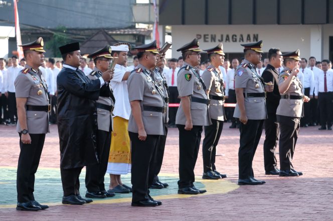 
					Polda Banten Lakukan Tour of Duty, Empat Pejabat Berganti Posisi*