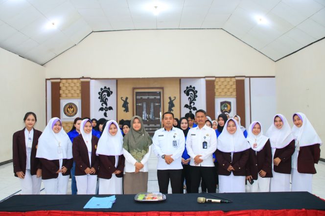 
					Warga Binaan Perempuan Lapas Banyuwangi Dapatkan Sosialisasi Deteksi Dini Kanker Payudara