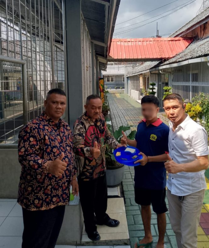 
					Berikan Pelayanan Optimal, Kalapas Dengar Keluh Kesah Warga Binaan