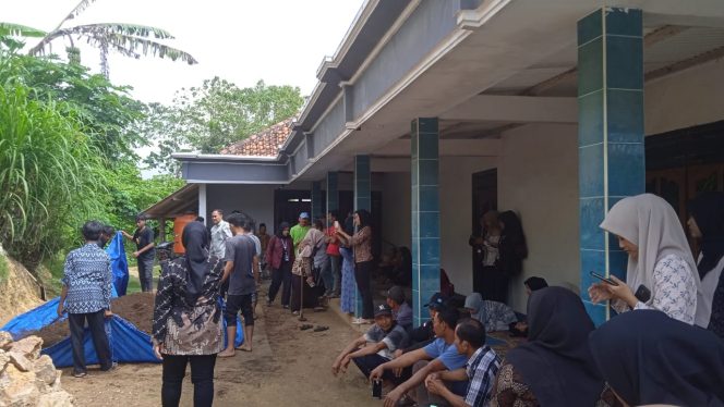
					Optimalisasi Kesuburan Tanah,Pemanfaatan Limbah Ternak di Sektor Pertanian