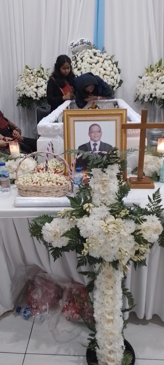 
					Selamat Jalan St. Lodewyk Tumpal Hasudungan Siahaan, S.H. Jasamu Kami Kenang Sepanjang Masa