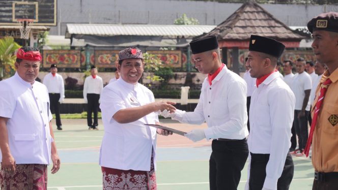 
					HUT ke-80 RI, Ratusan Warga Binaan Peroleh Remisi Umum dan Dasawarsa