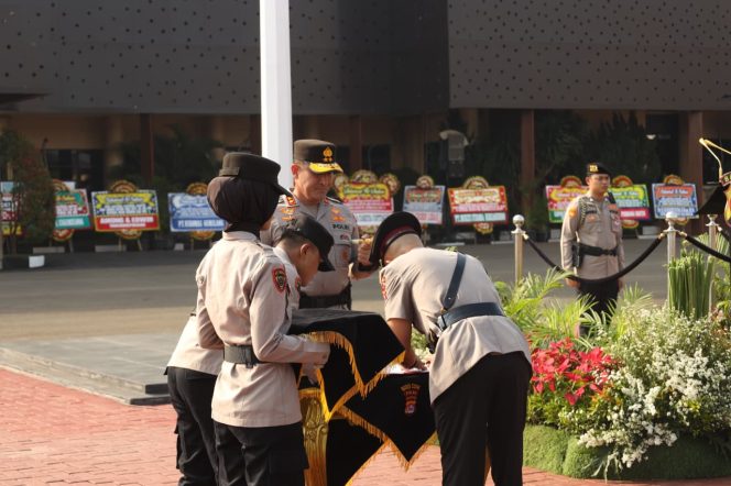 
					Polda Banten Gelar Sertijab Wakapolda : Estafet Kepemimpinan Berlanjut