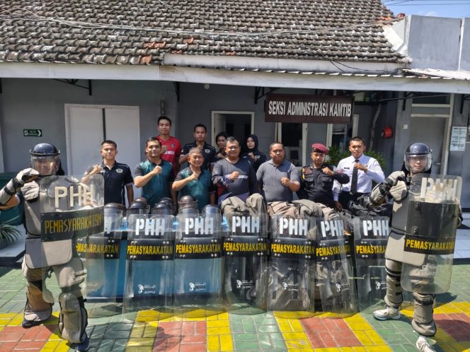 
					Perkuat Kesiapsiagaan, Lapas Jember Rutin Rawat Sarana Keamanan