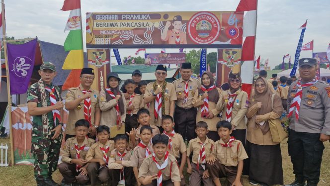 
					Galang tangkas prestasi dalam jambore ke 64 Di kecamatan Setu kabupaten Bekasi