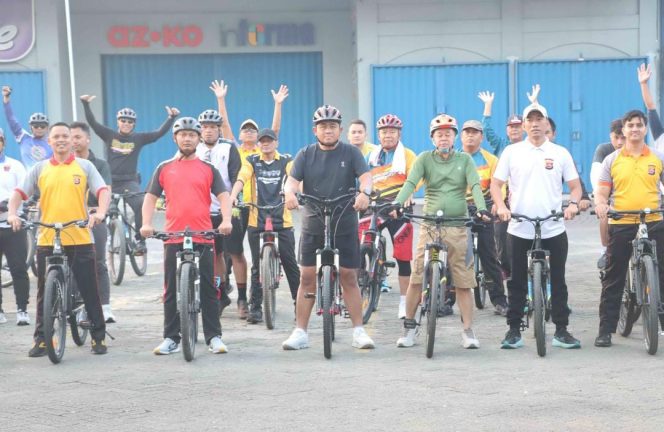 
					Kapolresta Tangerang Gowes Fun Bike Meriahkan HUT RI ke-80