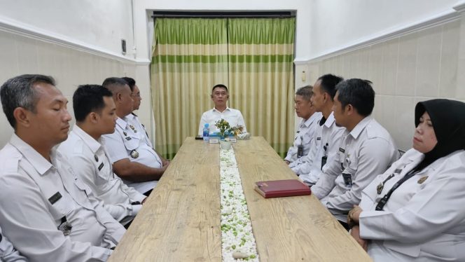 
					Lapas Jember Gelar Rapat Evaluasi Kinerja, Kalapas: Pahami Tupoksi dengan Baik