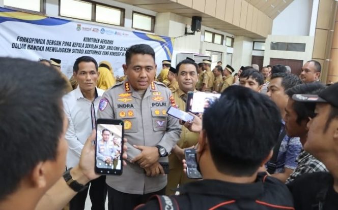 
					Kendaraan Pribadi Dilarang Pakai Strobo Tanpa Izin, Polresta Tangerang Jelaskan Aturan Hukum*
