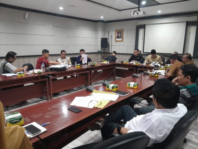 
					Warga Perumahan Poris Paradise Desak DPRD Agar Fasos Fasum Untuk Segera Diserahkan Kepada Pemkot Tangerang
