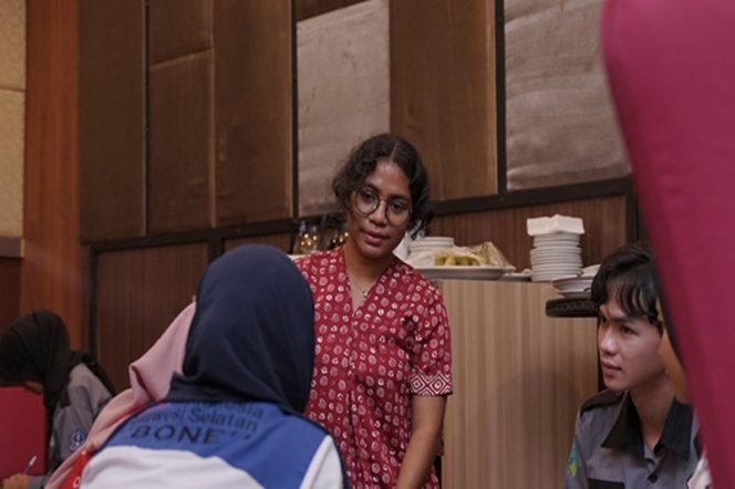 
					Reba (24)keduanya orang Papua, menuntut Keadilan Iklim di Forum DuniaDiposting pada 4 Juli 2025 Comments Reading.