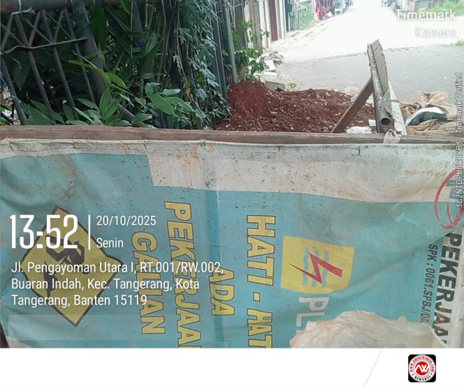 
					Proyek PLN Terbengkalai ,Warga Mengeluh Bahaya dan Minimnya Tanggung Jawab .