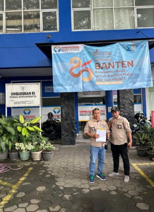 Romo Mewakili Aliansi Jurnalis dan LSM Tangerang Raya Buat Laporan Ke Ombudsman Terkait Kinerja Satpol PP