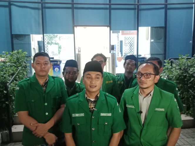 
					Polres Tangerang Tahan Tiga Tersangka Pengeroyokan Anggota GP Ansor, GP Ansor Kawal Proses Hukum