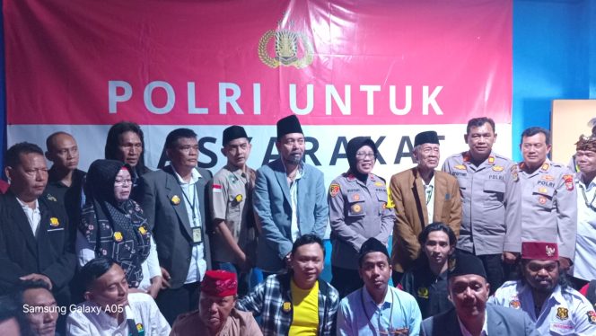 
					Ketua Umum Agus Flores Pimpin Sumpah Setia dan Pelantikan Ketua DPW FRN se-Indonesia