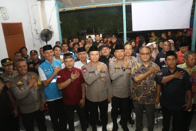 Direktorat Binmas Polda Metro Jaya bersama Polres Metro Tangerang Kota menggelar Ngopi Kamtibmas*