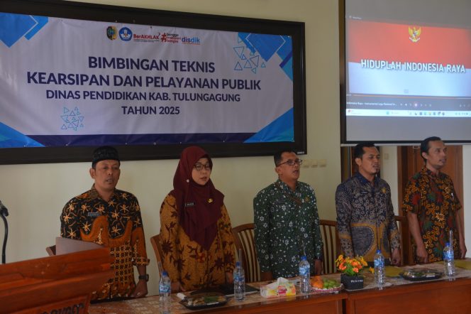 
					Dinas Pendidikan Kabupaten Tulungagung Gelar Bimtek Kearsipan dan Pelayanan Publik