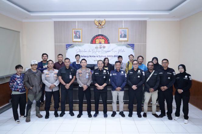 
					Perkuat Sinergi Menjelang Nataru, Polda Banten Kumpulkan Insan Media dan Kasi Humas Polres Jajaran*