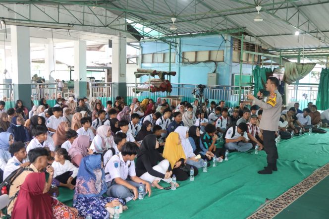 
					Mitigasi Kamtibmas: Kapolres Metro Tangerang Kota Gandeng Sekolah dan Orang Tua Perkuat Pengawasan Anak