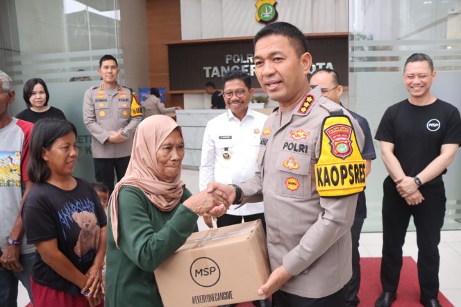 
					Yayasan MSP Gandeng Polres Metro Tangerang Kota Bagikan 1.000 Paket Sembako*