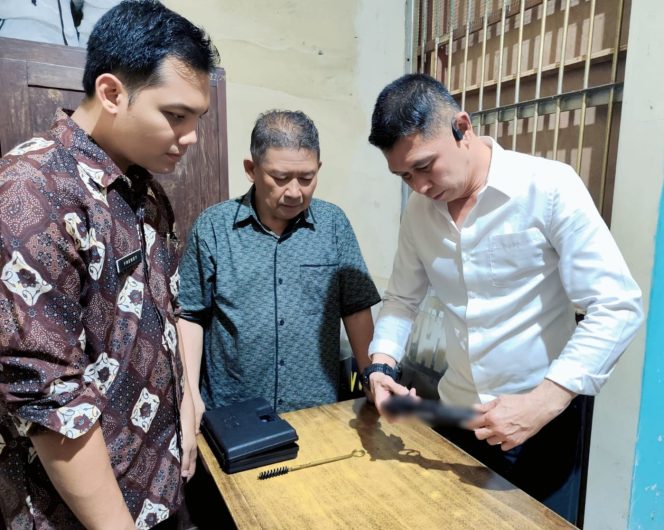 
					Kalapas Jember Pimpin Harwat Senpi, Senpi Dijaga Prima