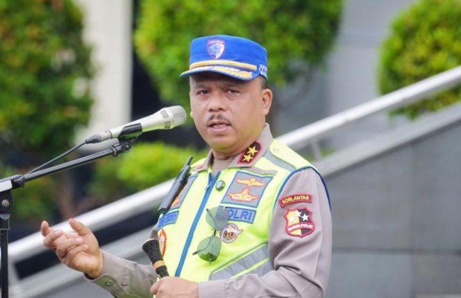 
					Pimpin Apel Perdana 2026, Kakorlantas Polri Tekankan Transformasi dan Peningkatan Pelayanan Publik yang Humanis