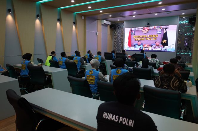 
					Polda Banten Ikuti Zoom Sidang Menuju Pemeriksaan Kesehatan Tahap II Penerimaan SIPSS T.A 2026