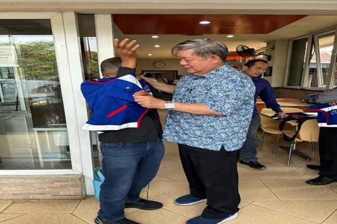 
					Surabaya Meniti Waktu & Makna Surbaya bagi Adharta Ketua umum KRIS