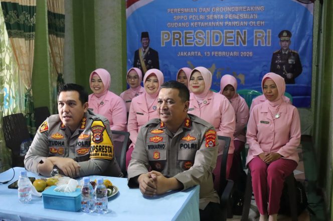 
					Kapolresta Serang Kota Ikuti Zoom Meeting Peresmian dan Groundbreaking SPPG Polri serta Peresmian Gudang Ketahanan Polri oleh Presiden RI