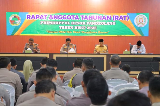 
					Polres Pandeglang Gelar RAT Primkoppol Tahun Buku 2025, Perkuat Komitmen Kesejahteraan Anggota