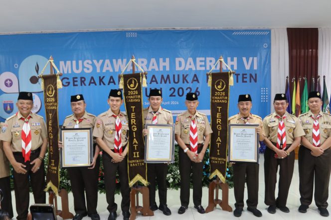 
					Kwarcab tangerang borong 5penghargaan dikukuhkan sebagai kwarcab tergiat