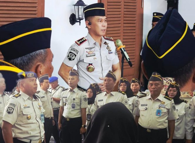 
					Tegakkan Profesionalisme, Kabapas Jakarta Barat Ingatkan Disiplin Pegawai