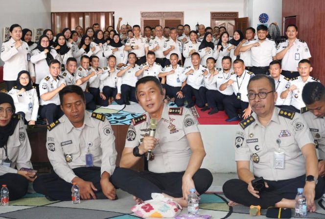 
					Awali Langkah Kepemimpinan, Kabapas Jakbar Gelar Rapat Dinas