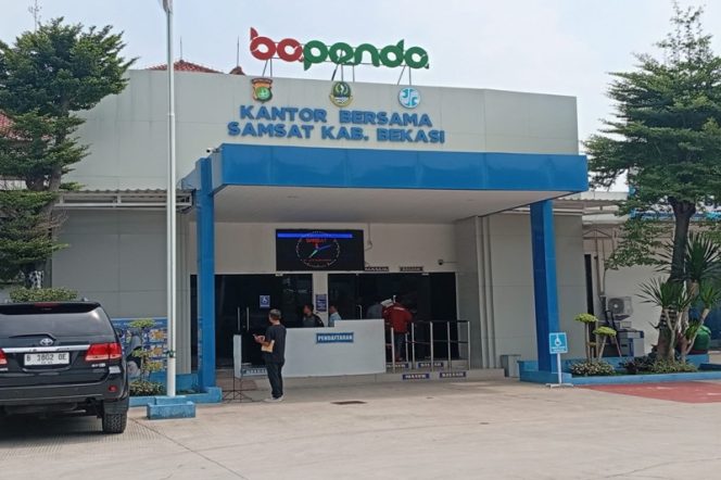 
					Samsat Kabupaten Bekasi Sigap Terhadap Pelayanan Masyarakat Terhadap Pembayaran Pajak