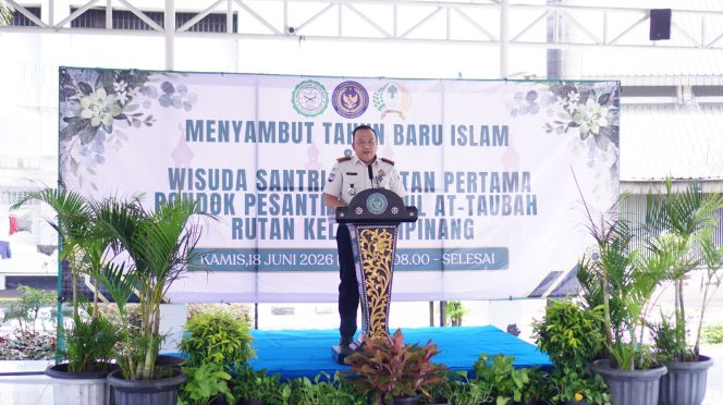 
					Wujud Nyata Pembinaan Keagamaan, Rutan Cipinang Wisuda Santri Angkatan Pertama Pondok Pesantren Darul At-Taubah