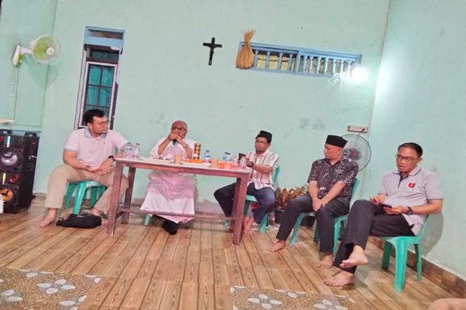 
					“Misa kunjungan romo Clay Parera SJ, Bersama Dewan Paroki Harian, Senin 1 Juni 26 di Linkungan Theresia De Porugal”