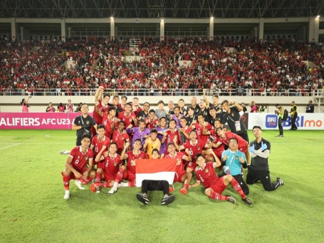 
					Sepak Bola dan Dongeng Kebaikan