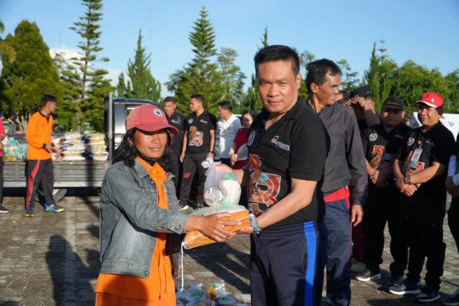 
					Bupati Humbahas Berikan Apresiasi kepada ‘Pahlawan Orange’ Ditengah Rangkaian Kegiatan HUT ke-23 Kab. Humbahas.