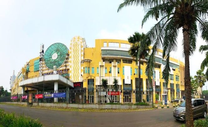 
					Tragedi Tewasnya Teknisi AC Chiller di Mall Metropolis Tangerang Jadi Sorotan (Kesehatan dan Keselamatan Kerja) KKK